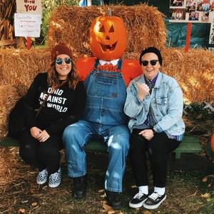 Meet your Posher, Dominique